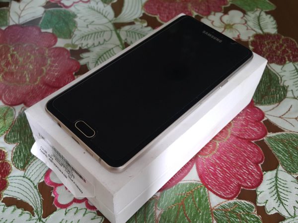 Galaxy A7 2016 Gold Dual-SIM 4G Ram 3GB Batt 3300mAh Fullset Mulus95% [SOLD-Out] - Image 5