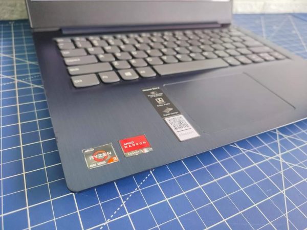 Lenovo IdeaPad Slim 3 14ARE05 Ryzen 3 4300U Ram 8 GB SSD 512GB Garansi [Sold-Out] - Image 5