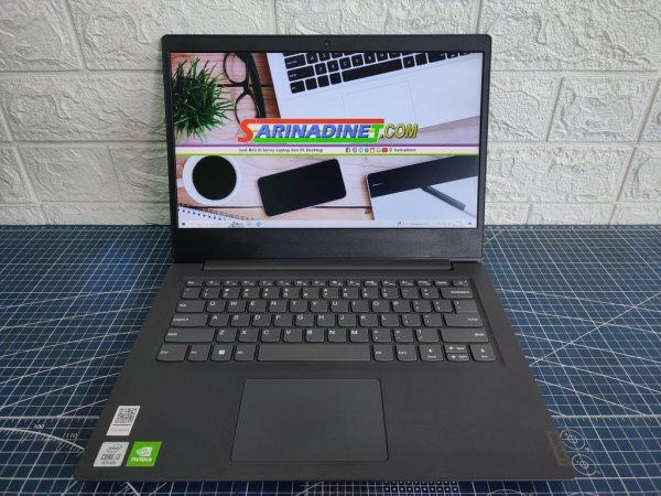 Lenovo V14 i3 Gen 10 GeForce MX330 SSD 256GB NVMe 14in FHD Win 10 OHS [Sold-Out]