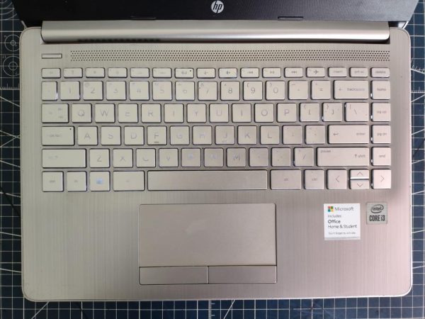 HP 14s CF2075TU - Image 2